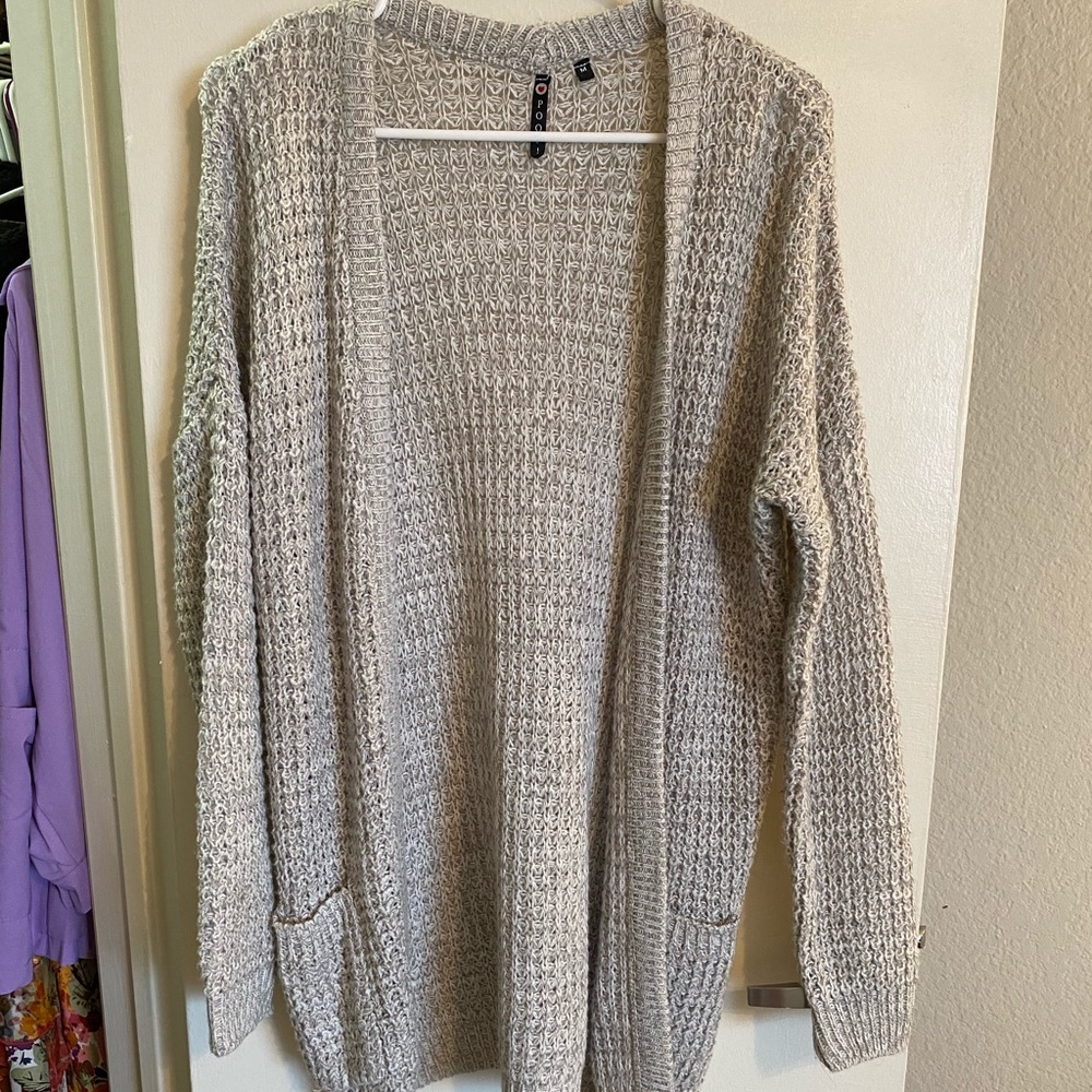Gray knit sweater! S/M